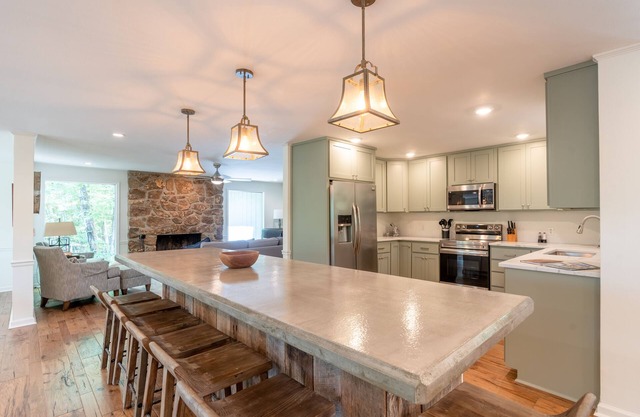 New Listing! 4 Bedroom + 4 Bathroom Eden Isle Home