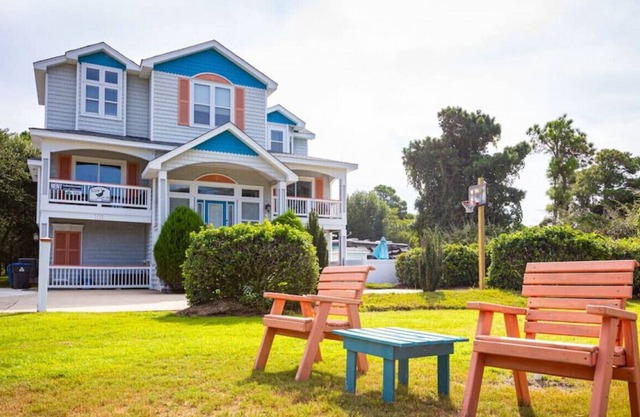 New Listing! Game Room, Pool 7 Hot Tub, Theater