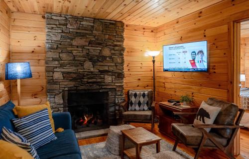 New Listing! Mountain cabin