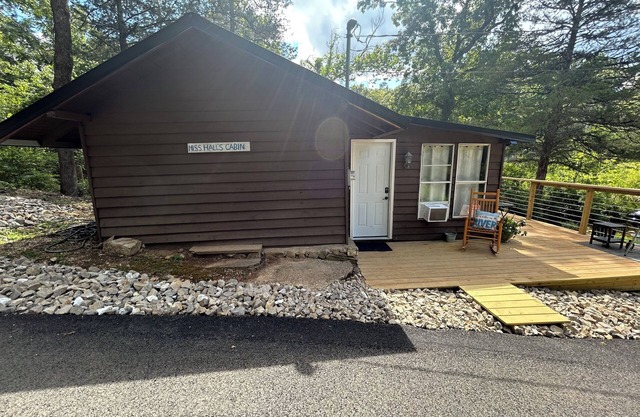 NEW LISTING: Rustic Creek Cabin with Private Footage on South Fork Spring River
