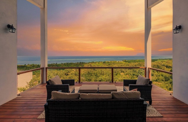 NEW! Lux Remote Escape w/ Concierge, Pool, Hot Tub, Views, Beach & Water Sports