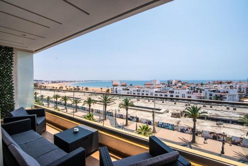 New Luxury Apartment 130sqm with SeaView WiFi Unlimited with Optical Fiber