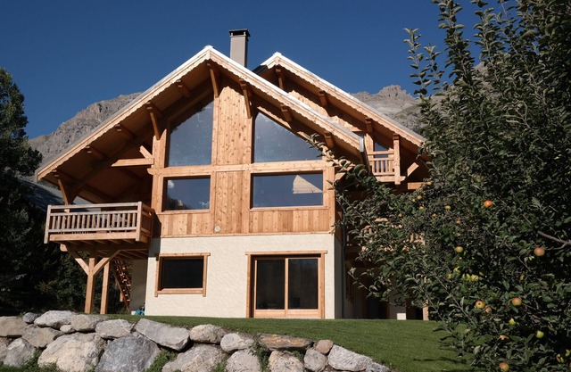 Chalet familiar con magníficas vistas, clasificado 4 *: 10/12 personas - Vallouise