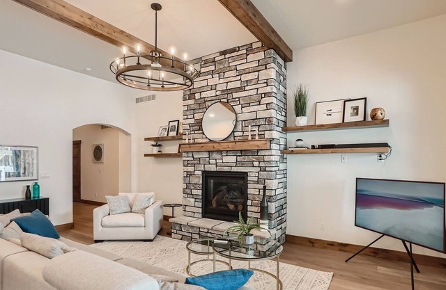 New! Luxury Home-TPC Golf Course-Mountain Views