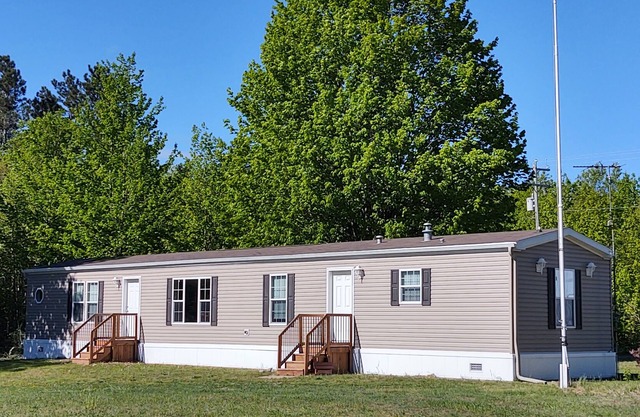 New mobile home on 10 acres