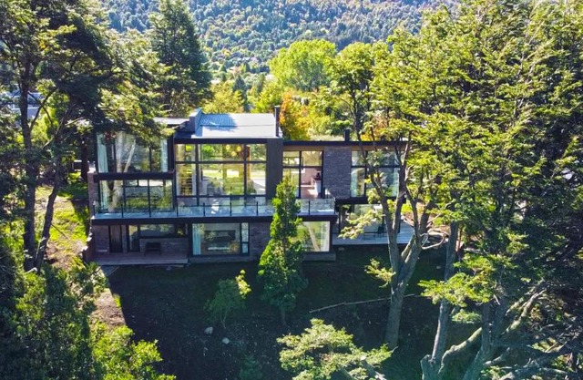 Nueva casa moderna: golf, polo, cerca de Catedral Ski