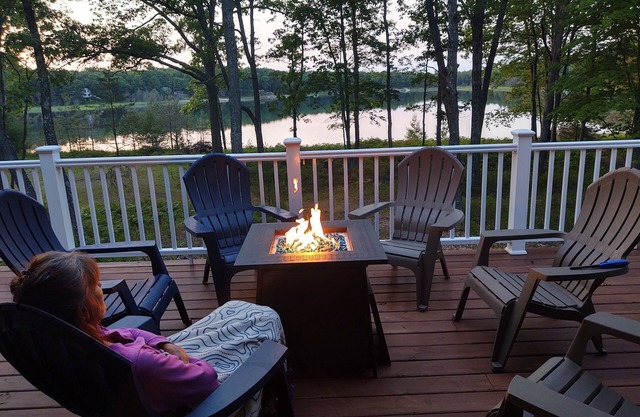 New & Modern Lakefront Home-Peaceful Haven