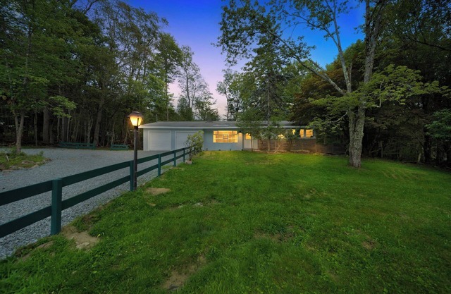 NEW! Modern Luxury Home- Lake Access!