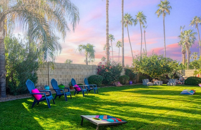 NEW! Modern Spacious lux home in Kierland w/ pool & hot tub, billiards & arcade