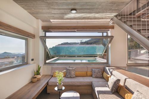 New Modern Villa Domus Rodia with private pool & BBQ, 4km from nearest beach