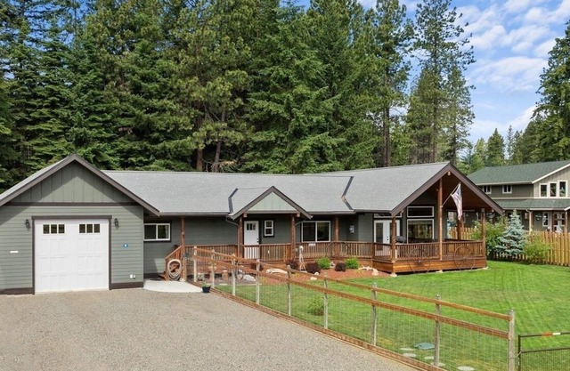 NEW! Mountain Retreat with Hot Tub, Game Room and Yard