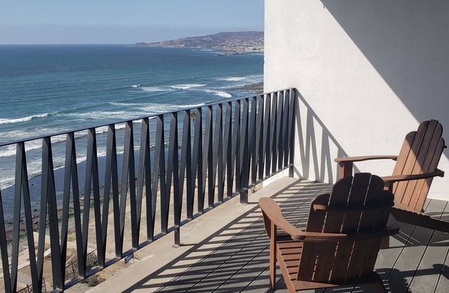 New Oceanfront Condo in El Sauzal / Ensenada, 15 minutes away from El Valle
