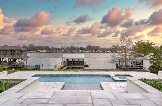 New on the rental market! Lakefront on False River with private dock and pool
