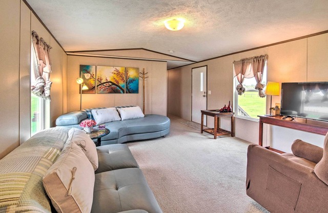 NEW! Peaceful Countryside Retreat in Summerfield!