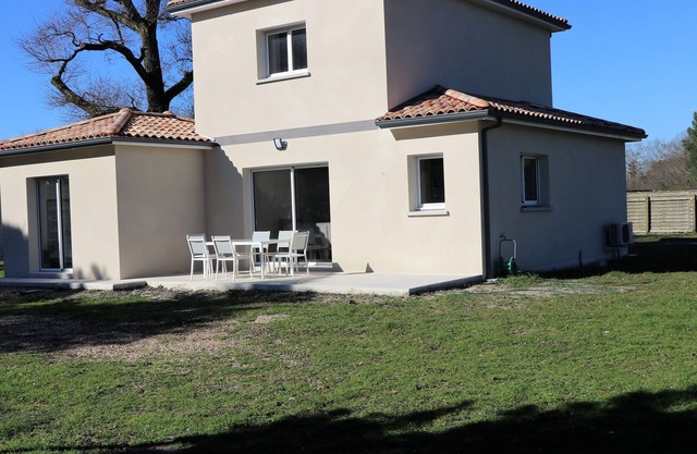 Nueva villa Pessac en parque de 2000 metros