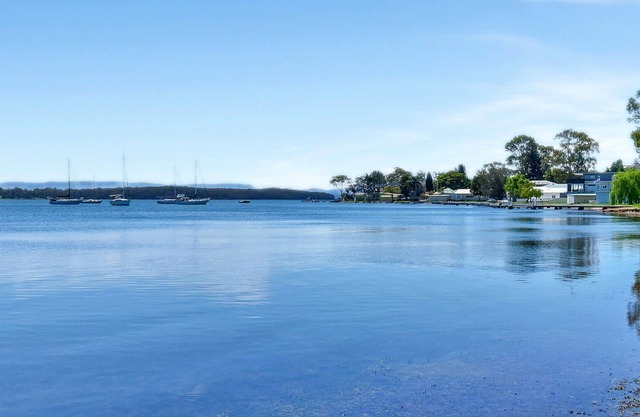 New Property Waterfront Heaven at Nords Wharf only 5 mins to Beach ! Hidden Horizon