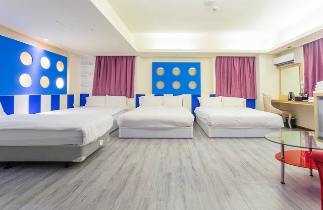 New Rise Hotel