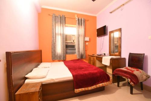 New Samrat Hotel & Restaurant