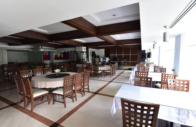 New Season Hotel