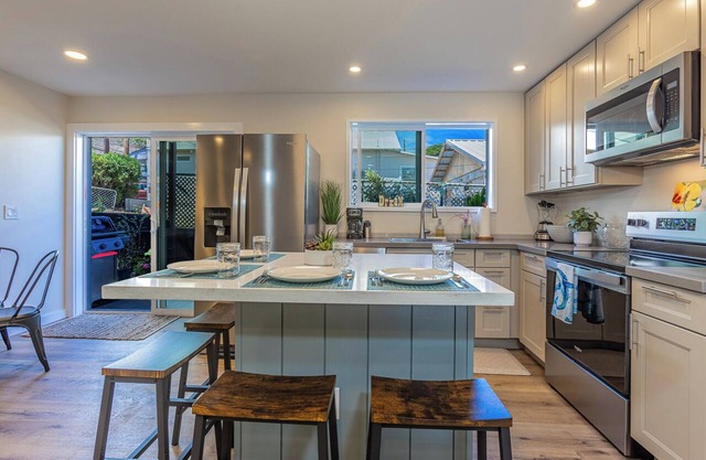 NEW! Spacious 3BR Home in Old Wailuku Town | Central to All of Maui