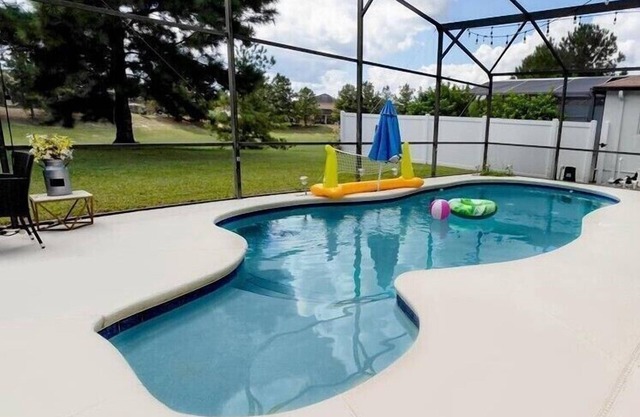NEW Spacious 4BR House w/ private Pool near Disney*Big Group