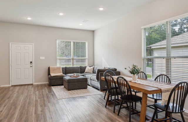 NEW! Spacious Lake Conroe Retreat Family-Friendly