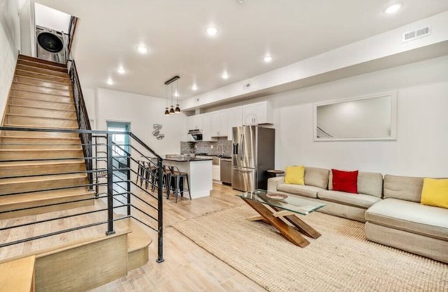 New/Spacious/Roof Deck/South Philly/ near The Stadiums