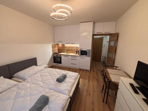 NEW Studio 1 Nove Zamky