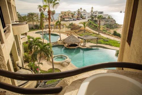 NEW Studio Private beach & Pool