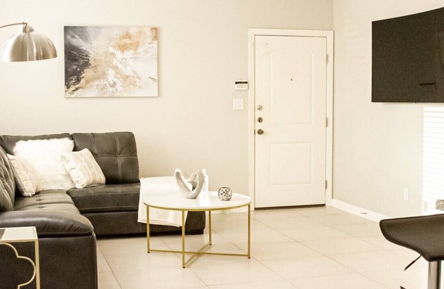 New Stylish 3BD/2B Apartment in Gated Community!!!