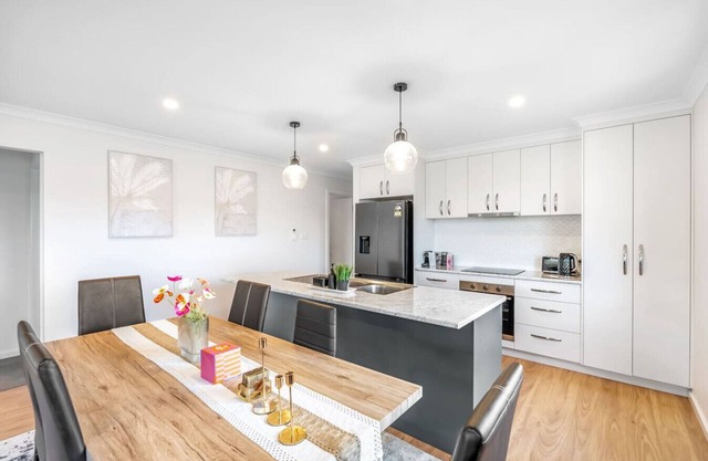 New & Stylish Home in Peaceful Location