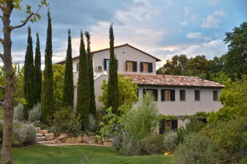 New Stylish Villa with Swimming Pool in Capalbio