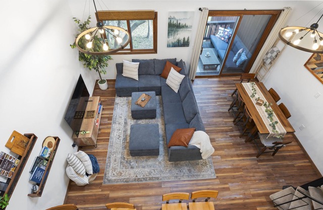 New, Super-Cozy, Slope-Side, Family & Pet Friendly Townhome on Mountain Creek