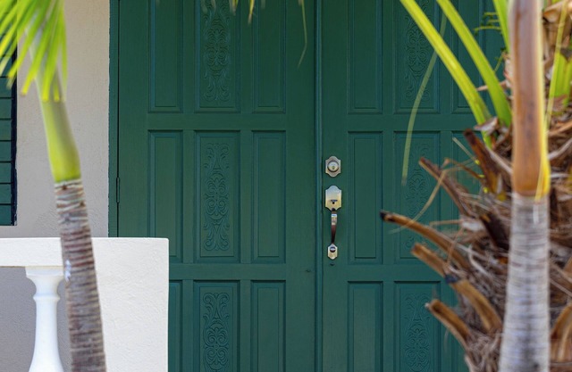 *NEW* The Green Door, Apartment on Barbados' West Coast