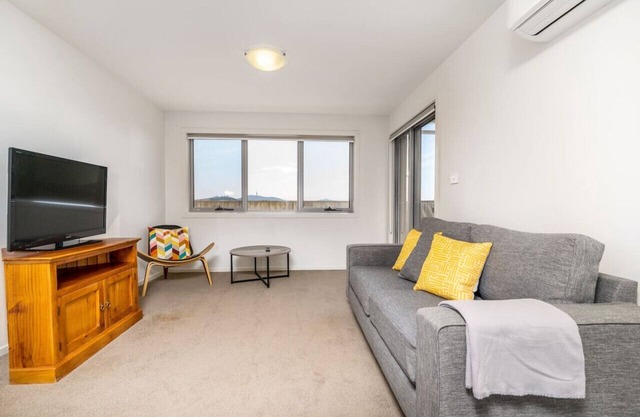 New to VRBO: Relaxing 2BR Apt in North Point Complex
