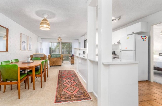 New to VRBO: Spacious 2-Bed Unit with Garden in Mawson