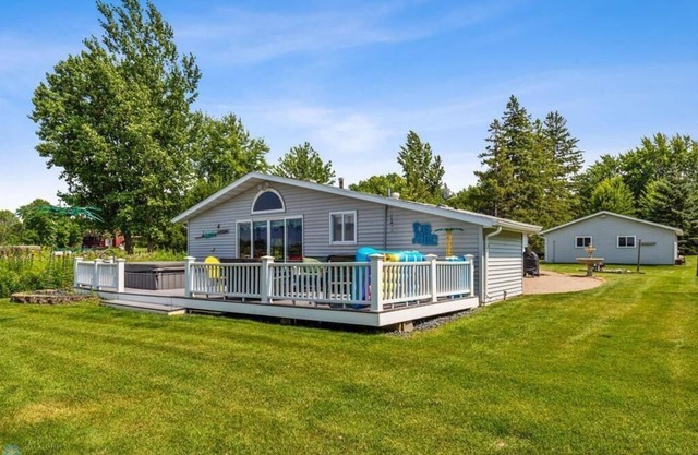 New - Tradewinds Cabin on Big Cormorant
