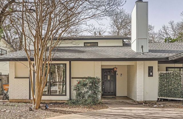 New Two Unit Property in North Austin I Sleep 14