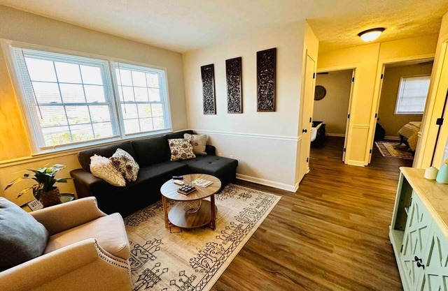 !! NEW Unit 20, Downtown Condo, 2br/1ba walking distance to Centre college