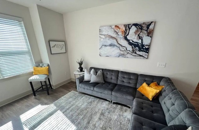 ⭐️New Upscale Haven near Uptown & Airport