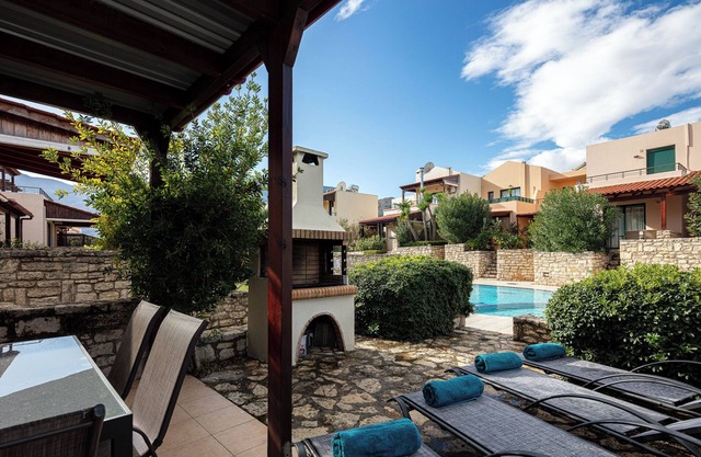 [NEW] Villa Lea, stylish, /w pool & at a great location