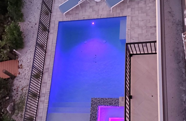 NEW VILLA: STUNNING Gulf & Bay views, 2 min walk to beach, private pool/spa/dock