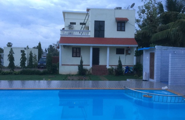 Nueva Villa con piscina cerca de Mahabalipuram en alquiler.