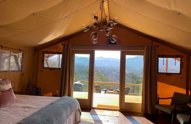 NEW* “Wild Hare” Luxury Glamping Tent for 2