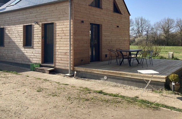 New wooden house, on the edge of the Orléans forest