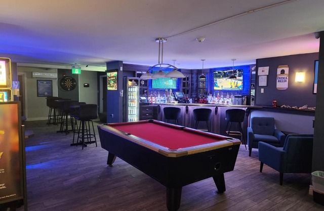 Newfound Inn & Suites