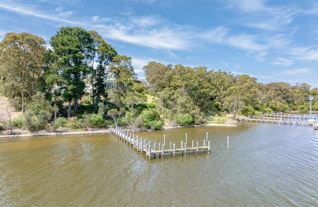 Newlands Waterfront - Your own waterfont home with private, deep water jetty