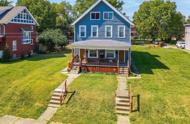 Newley Renovated Berkeley Home with GAME ROOM!! 5 Minutes from Downtown!!