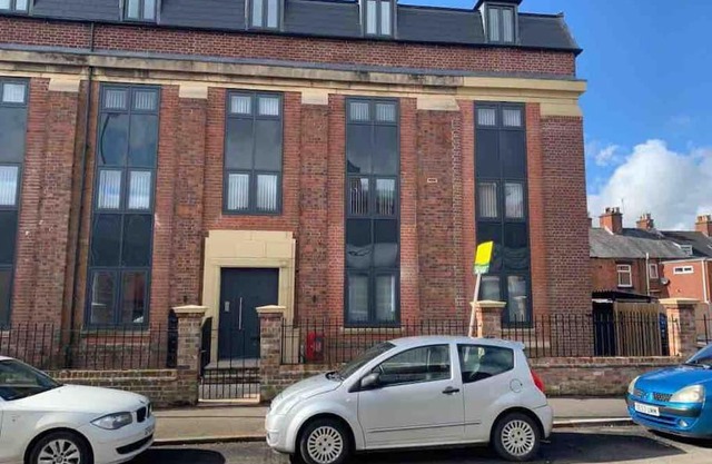Newly built 2 bed flat in the heart of Leek