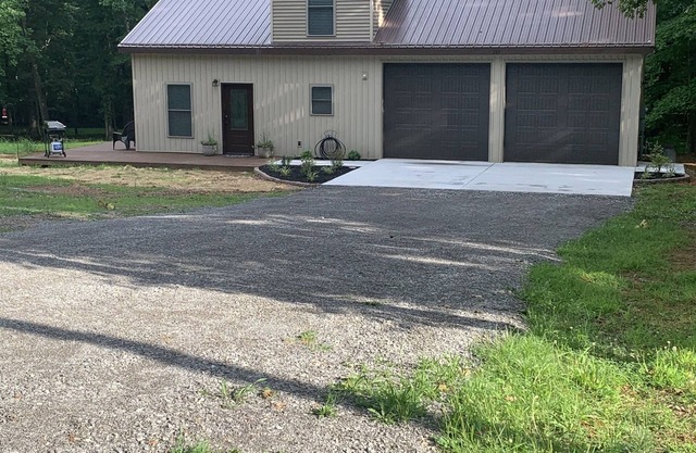 "NEWLY BUILT" 3 Bedroom /2Bath House on the Lake